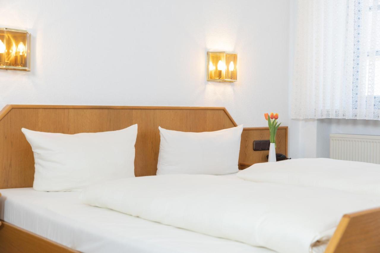 Akzent Hotel Meerfraeulein Wemding Exteriör bild