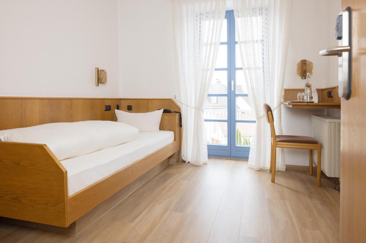 Akzent Hotel Meerfraeulein Wemding Exteriör bild
