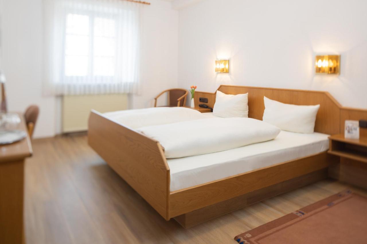 Akzent Hotel Meerfraeulein Wemding Exteriör bild