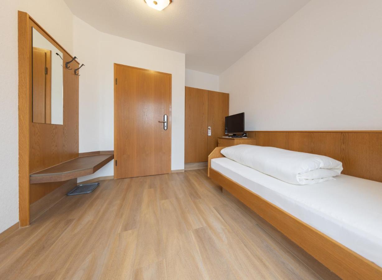 Akzent Hotel Meerfraeulein Wemding Exteriör bild