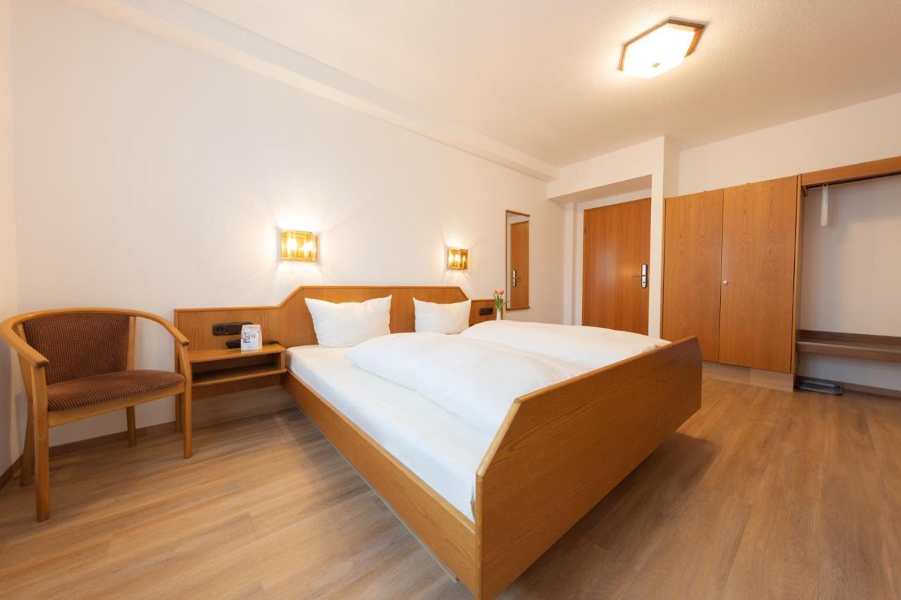 Akzent Hotel Meerfraeulein Wemding Exteriör bild