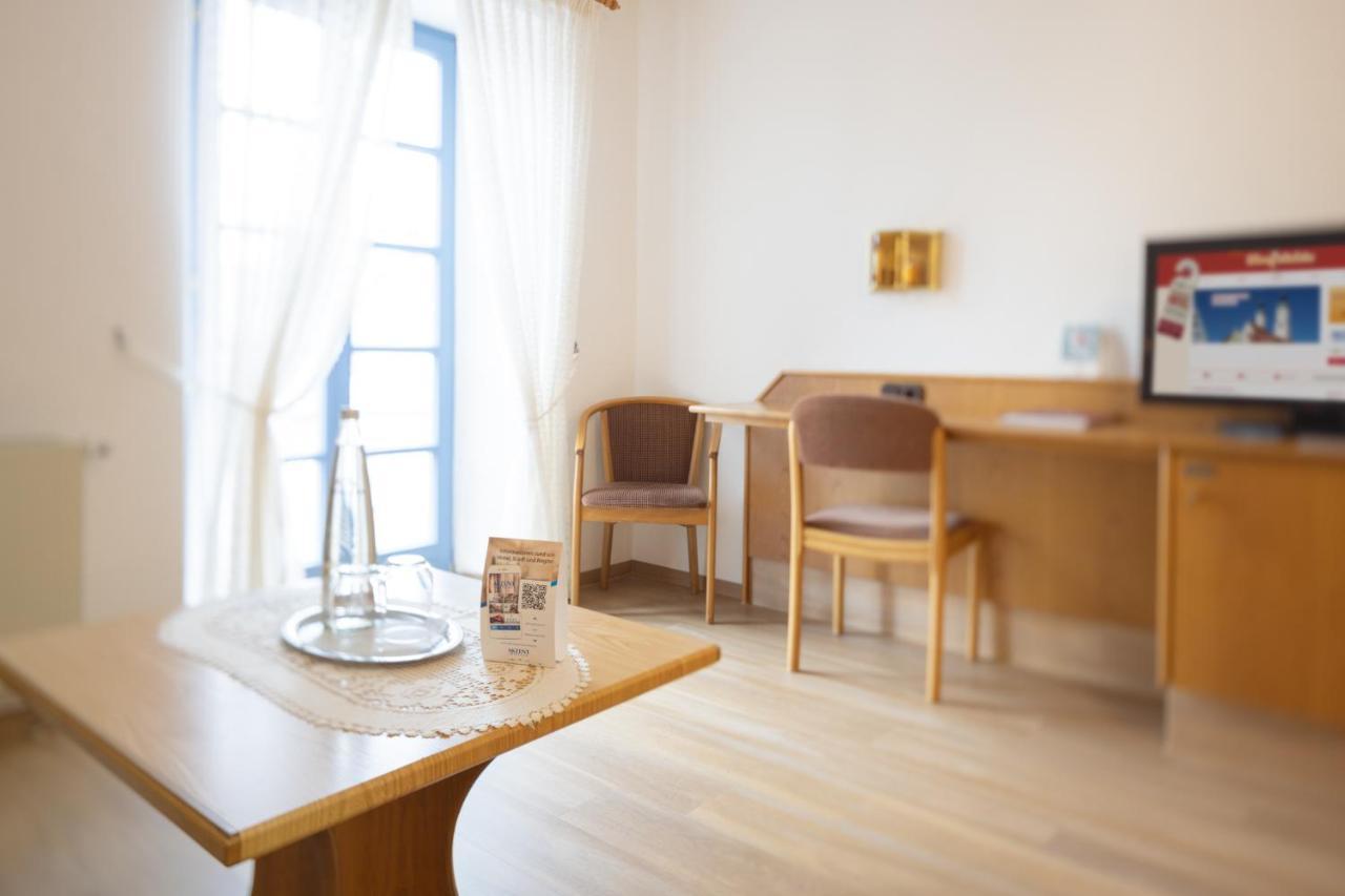 Akzent Hotel Meerfraeulein Wemding Exteriör bild
