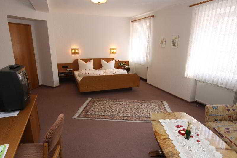 Akzent Hotel Meerfraeulein Wemding Exteriör bild